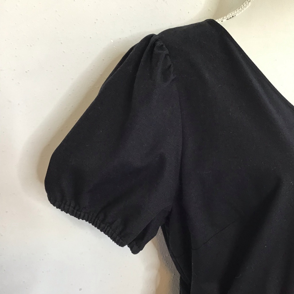 Ann Taylor Women Elegant Factory Black V-Neck Short Sleeve Jumpsuit Size 12 - Picture 5 of 16